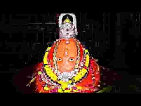 नौरता की रात मैया गरबे रमवा आणो है भजन लिरिक्स