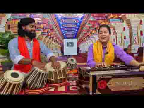 मैया आओ पधारो हमारे भवन भजन लिरिक्स